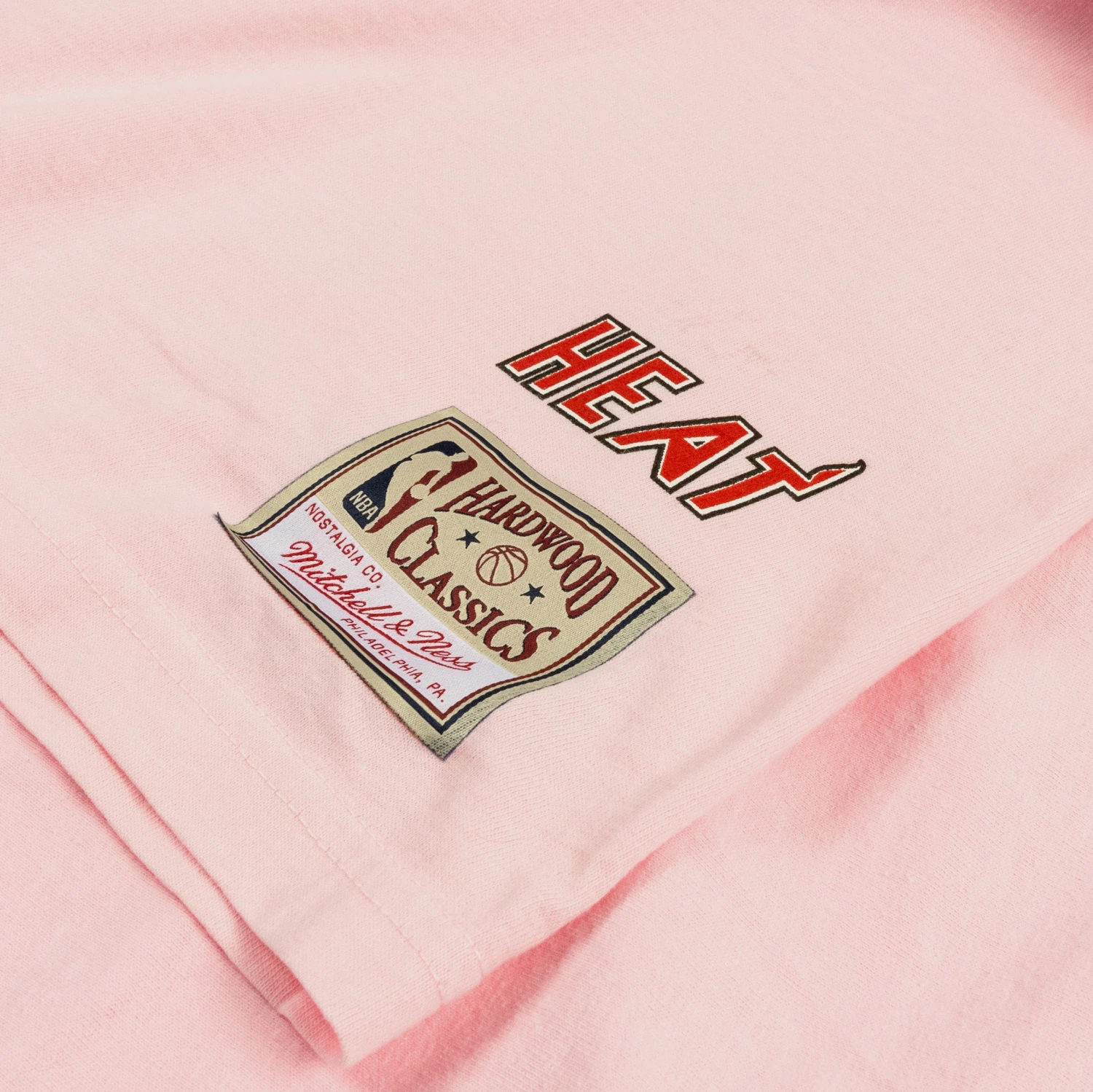Mitchell & Ness Miami Heat Sidewalk Sketch Mens Long Sleeve Shirt (Pink) 4 Mitchell & Ness Miami Heat Sidewalk Sketch Mens Long Sleeve Shirt (Pink) - Image 2